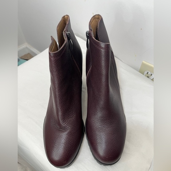 Franco Sarto Burgundy Leather Lugg Sole Maysen Heeled Booties Sz 10 - Picture 6 of 11